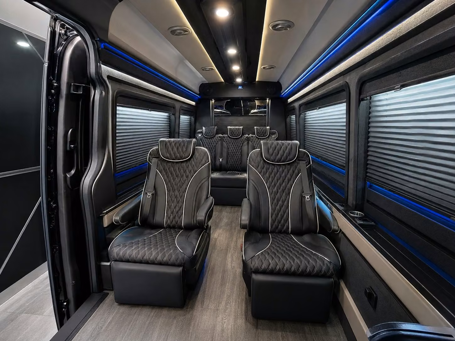 with charterbusrentalscottsdaleaz com you get scottsdale airport transportation that scales to any group size